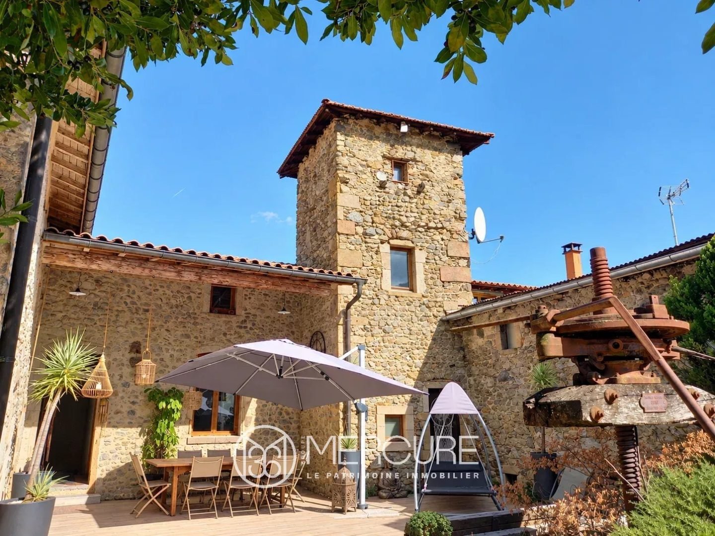 Maison à vendre, 403m², Saint-Pierre-de-Boeuf