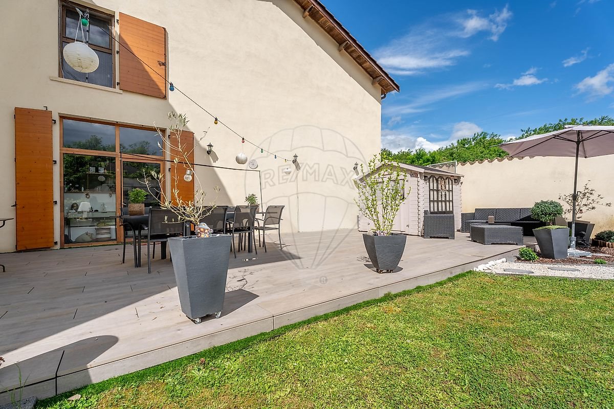 Maison à vendre, 95m², Arnas