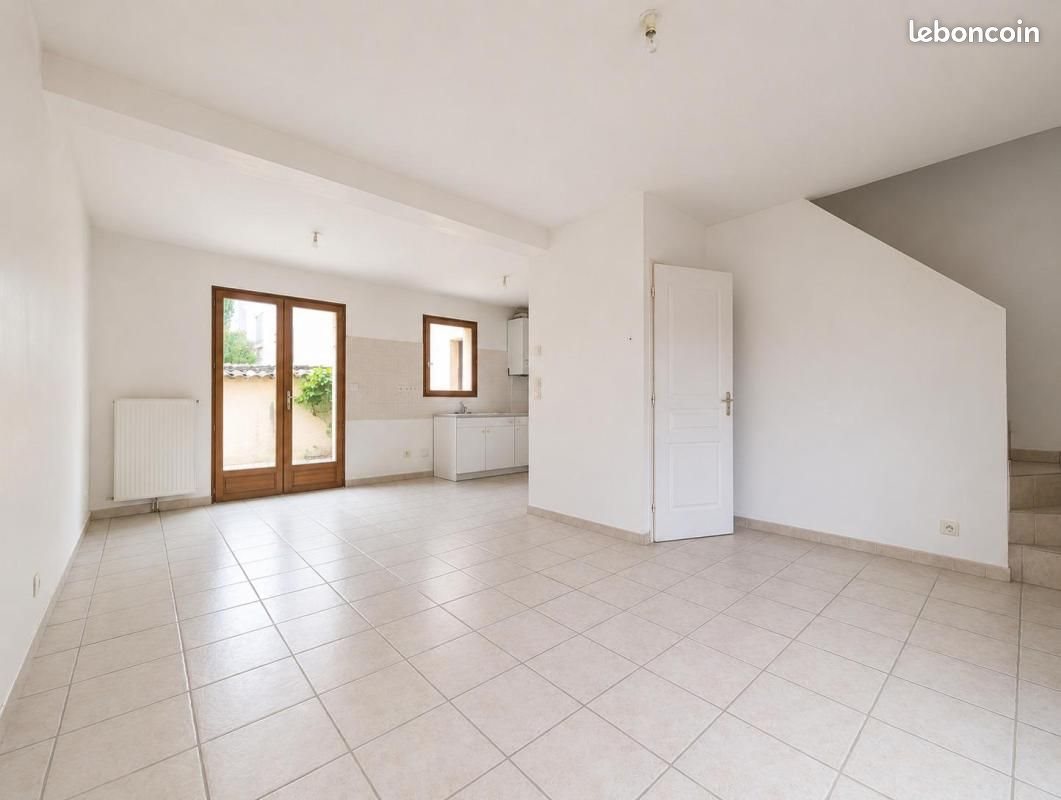 Maison à louer, 75m², Cailloux-sur-Fontaines
