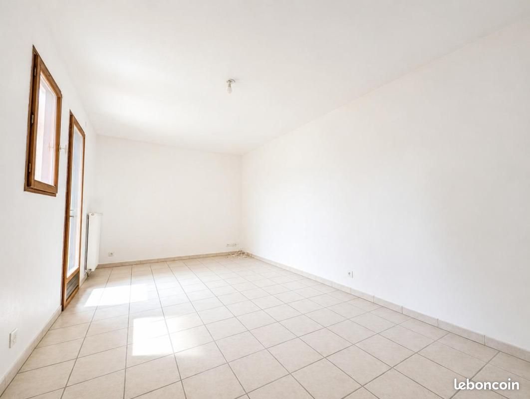 Maison à louer, 75m², Cailloux-sur-Fontaines