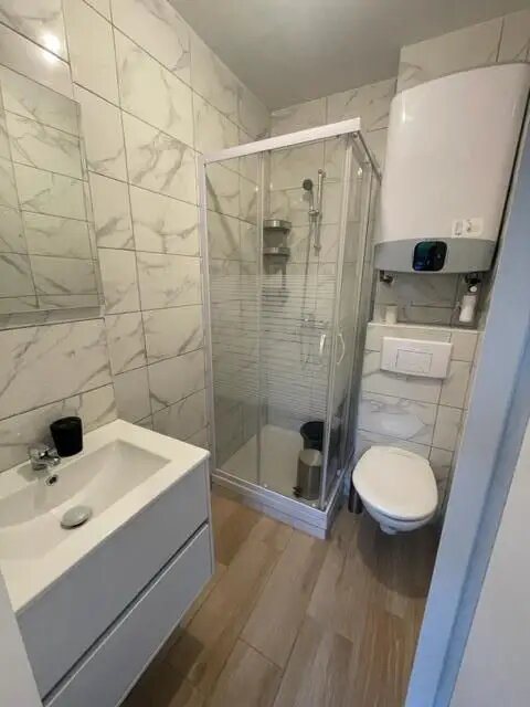 Appartement à louer, 19m², Bron