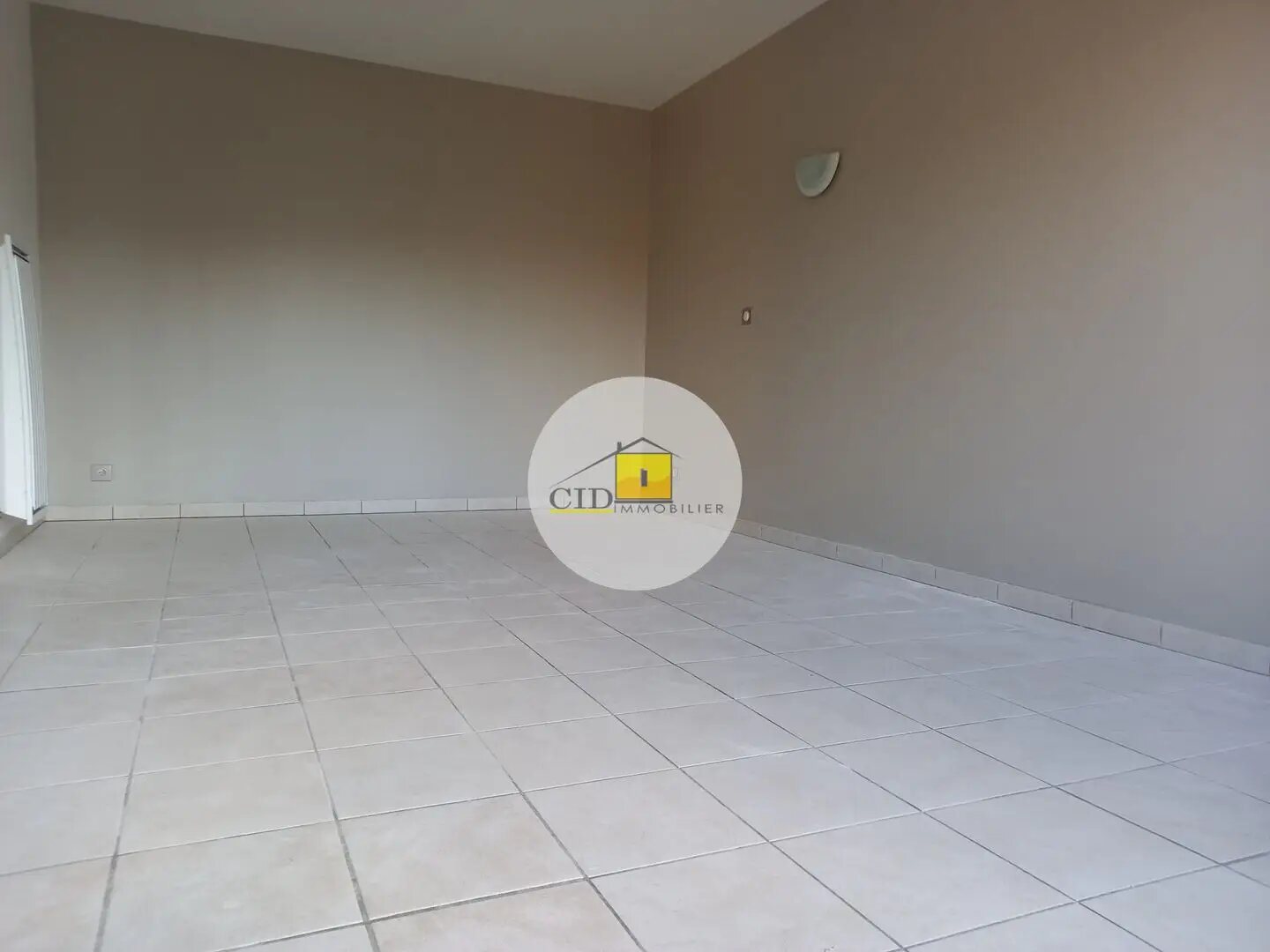 Appartement à louer, 43m², Saint-Laurent-de-Mure