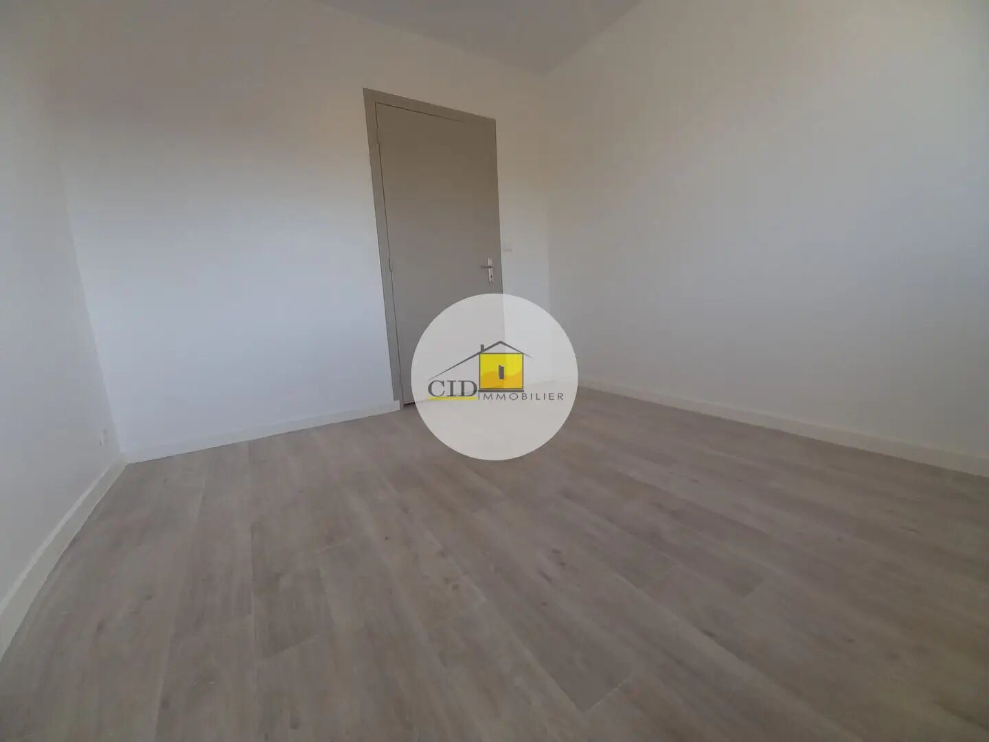 Appartement à louer, 43m², Saint-Laurent-de-Mure