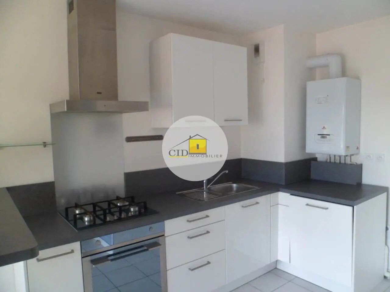 Appartement à louer, 43m², Saint-Priest
