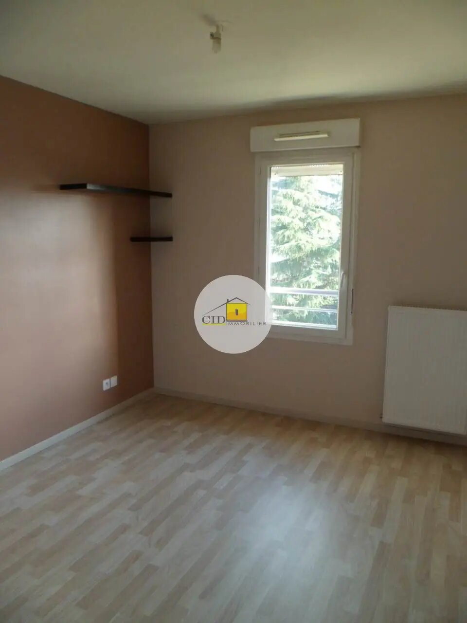 Appartement à louer, 43m², Saint-Priest