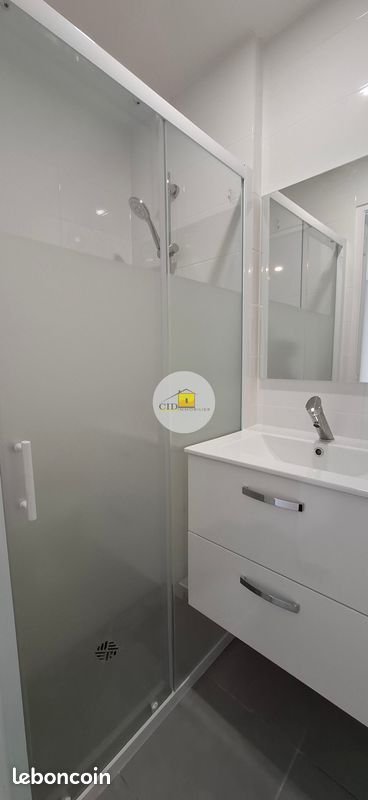 Appartement à louer, 22m², Saint-Priest