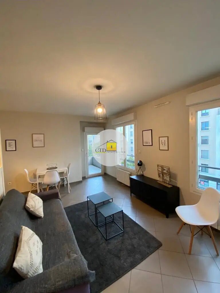 Appartement à louer, 62m², Bron
