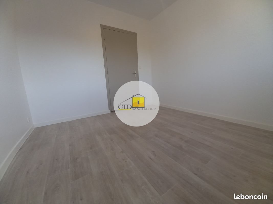 Appartement à louer, 43m², Saint-Laurent-de-Mure