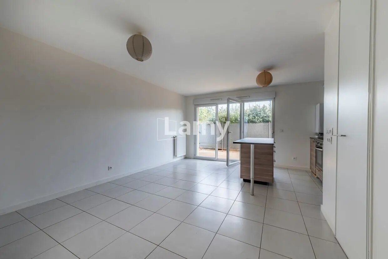 Appartement à vendre, 63m², Saint-Priest