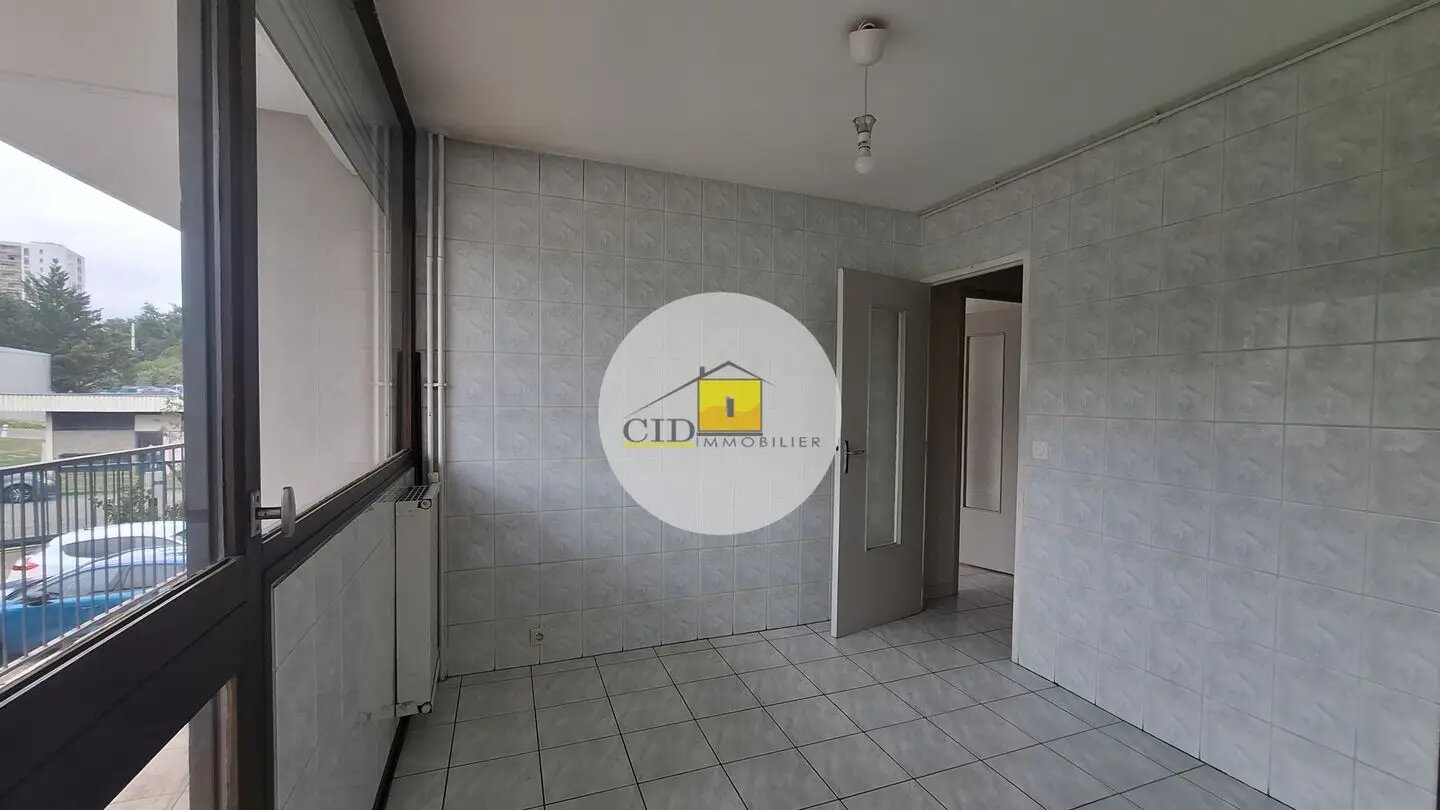 Appartement à louer, 65m², Saint-Priest