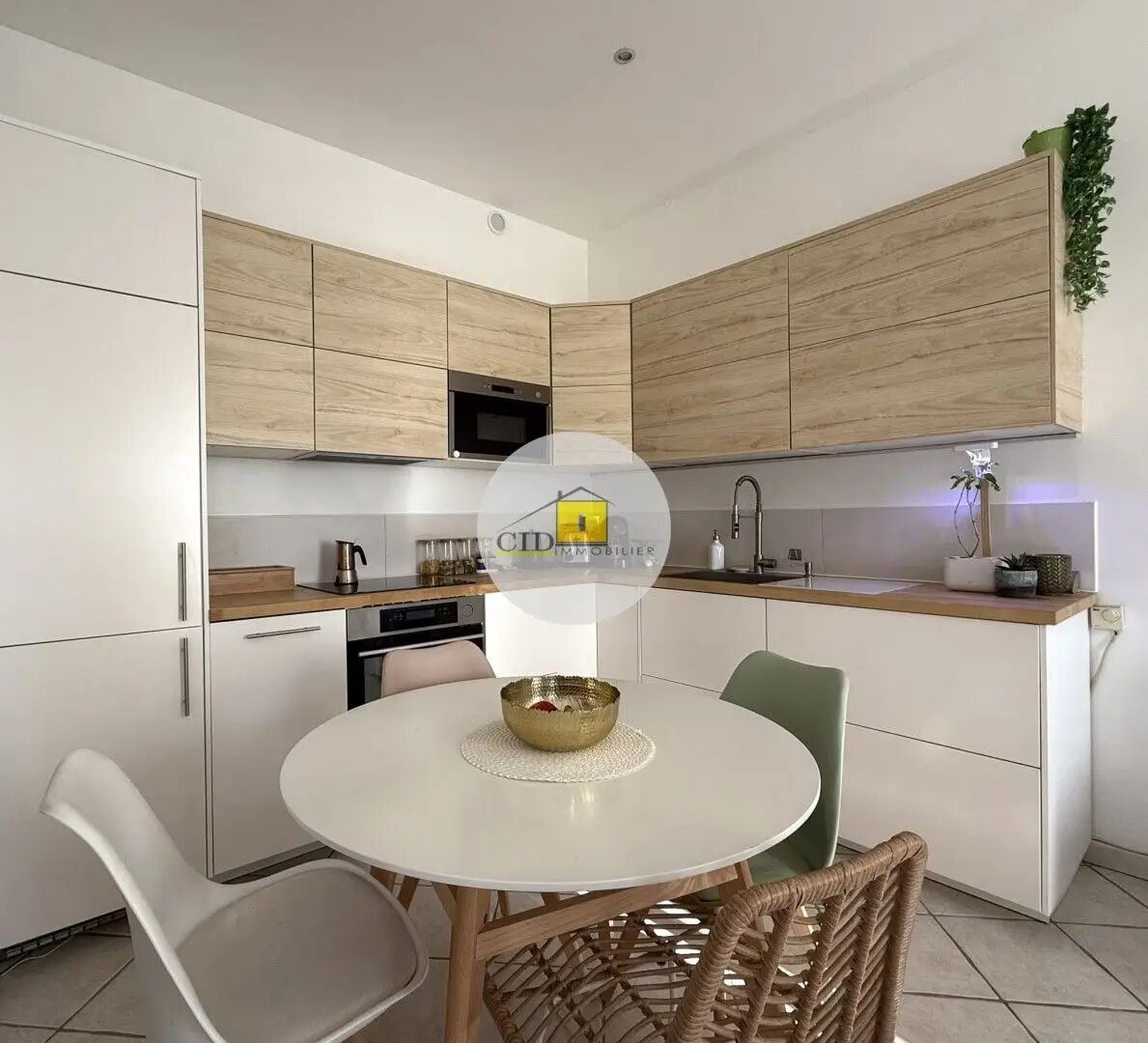 Appartement à louer, 49m², Vénissieux