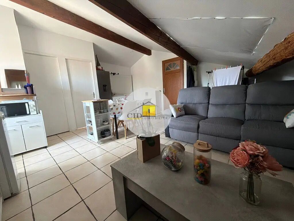 Appartement à louer, 27m², Saint-Bonnet-de-Mure