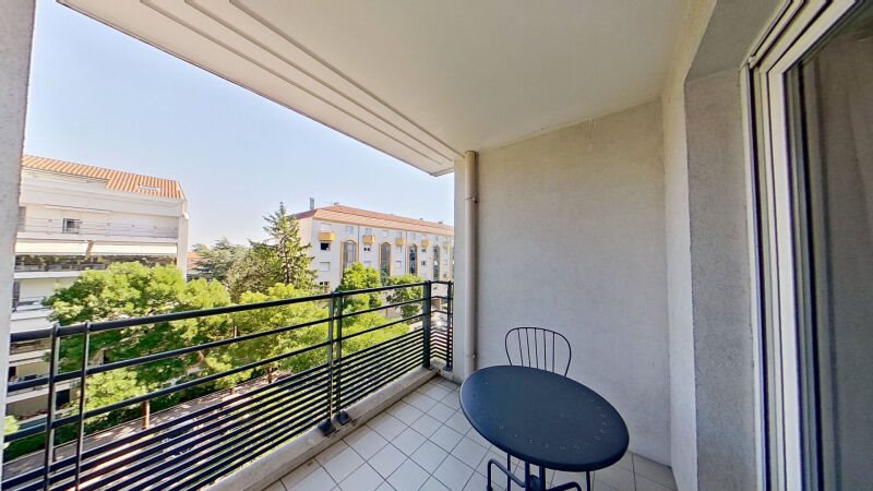 Appartement à vendre, 43m², Bron