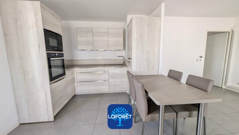 Appartement à louer, 60m², Saint-Priest