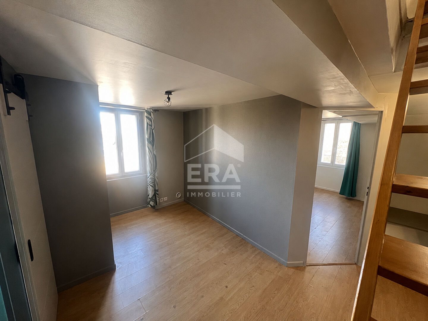 Maison à louer, 105m², Montferrat