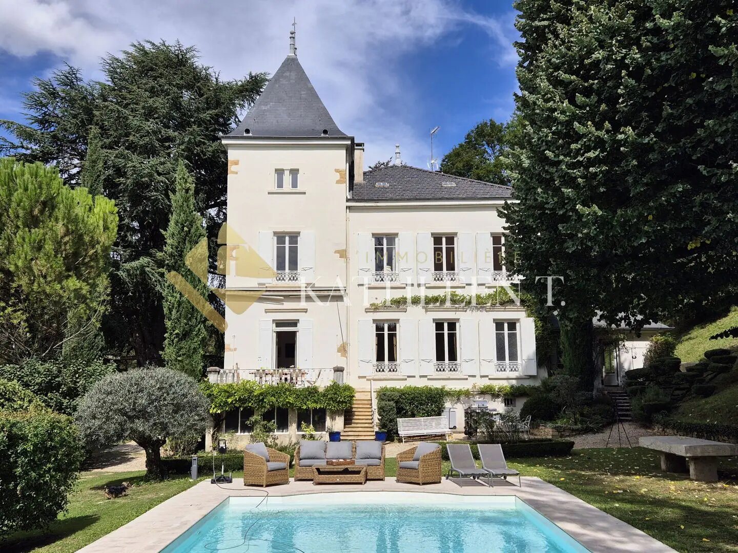Maison à vendre, 330m², Bourgoin-Jallieu