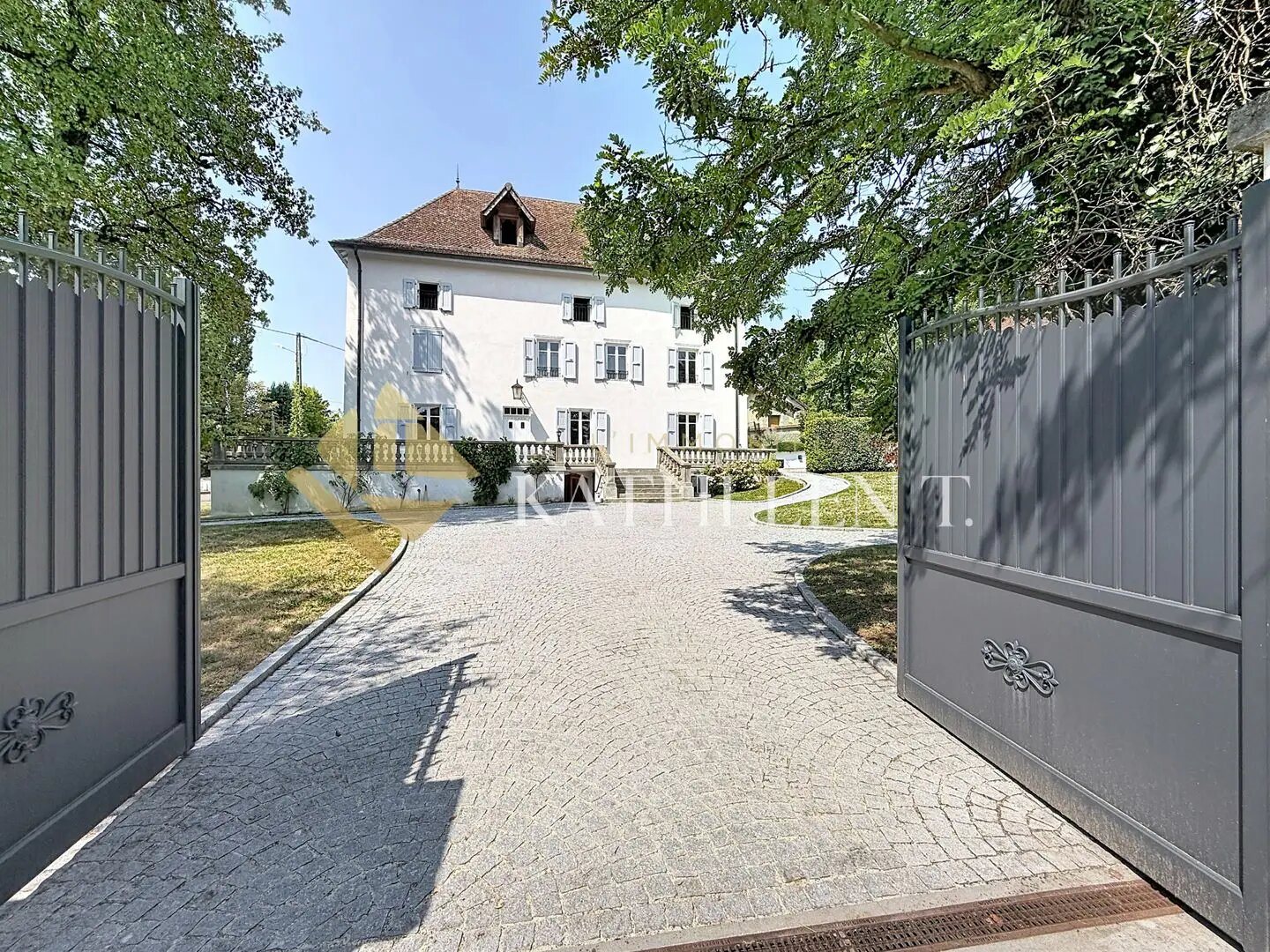 Maison à vendre, 393m², La Tour-du-Pin