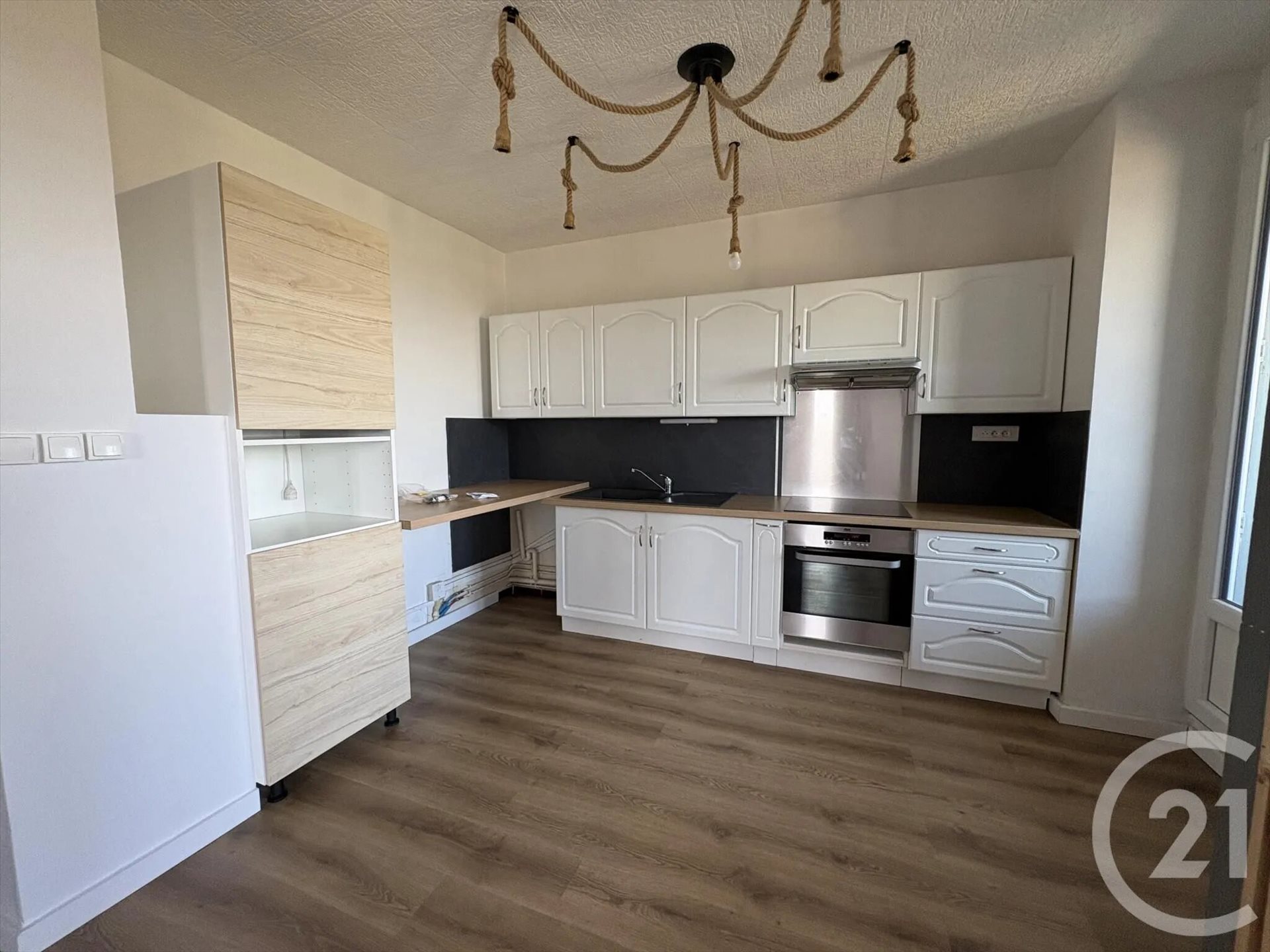 Appartement à louer, 56m², Belleville