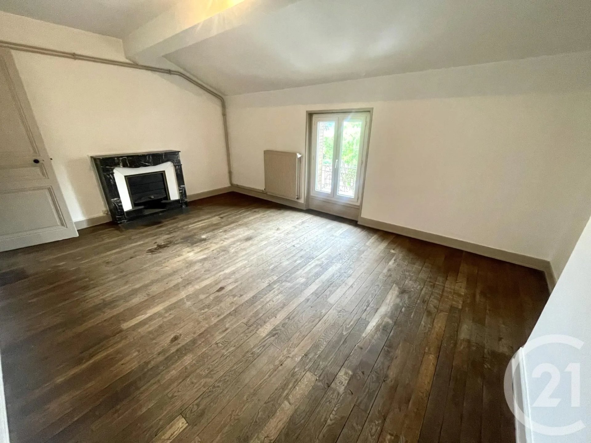 Appartement à louer, 68m², Belleville