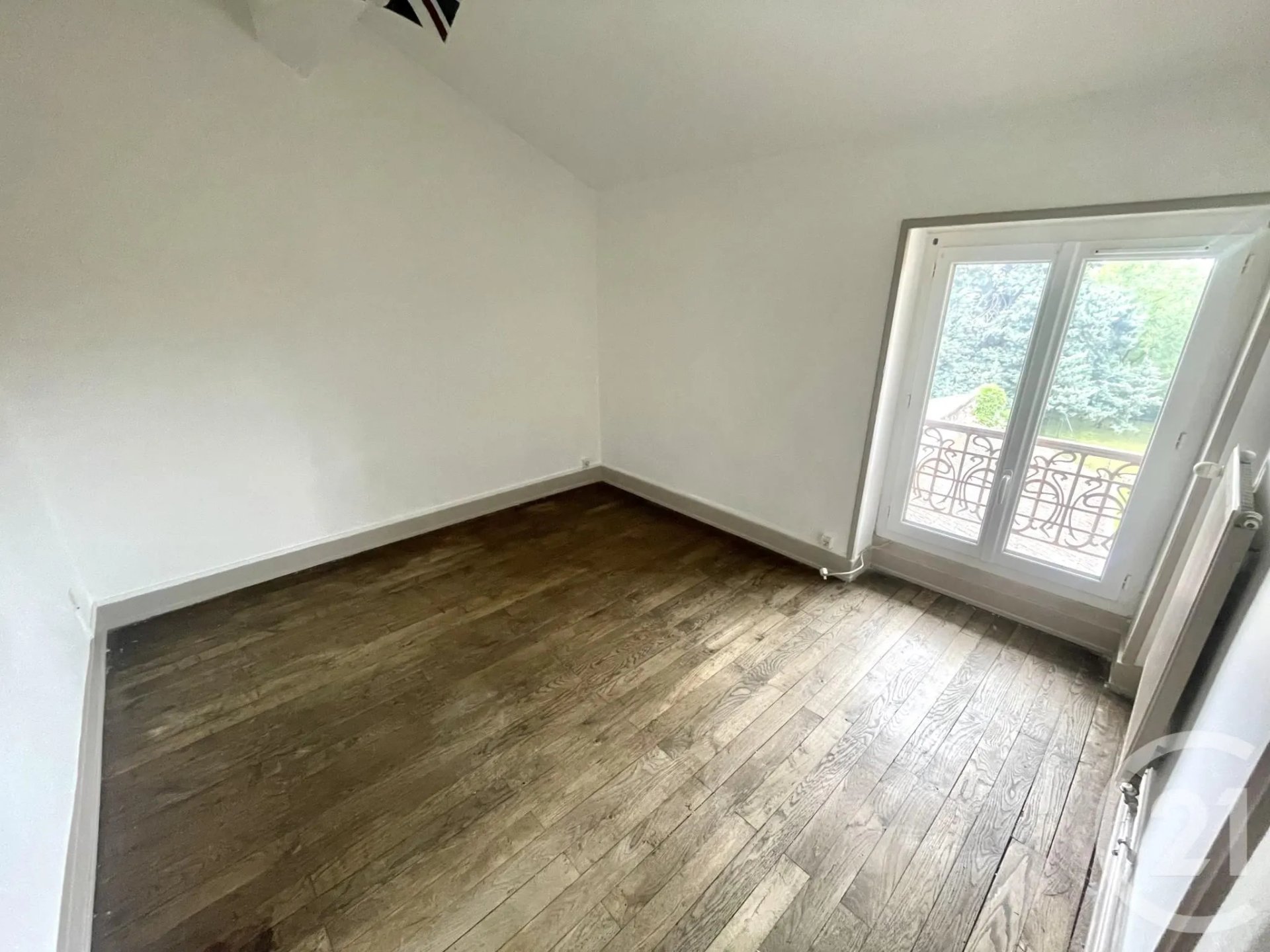 Appartement à louer, 68m², Belleville