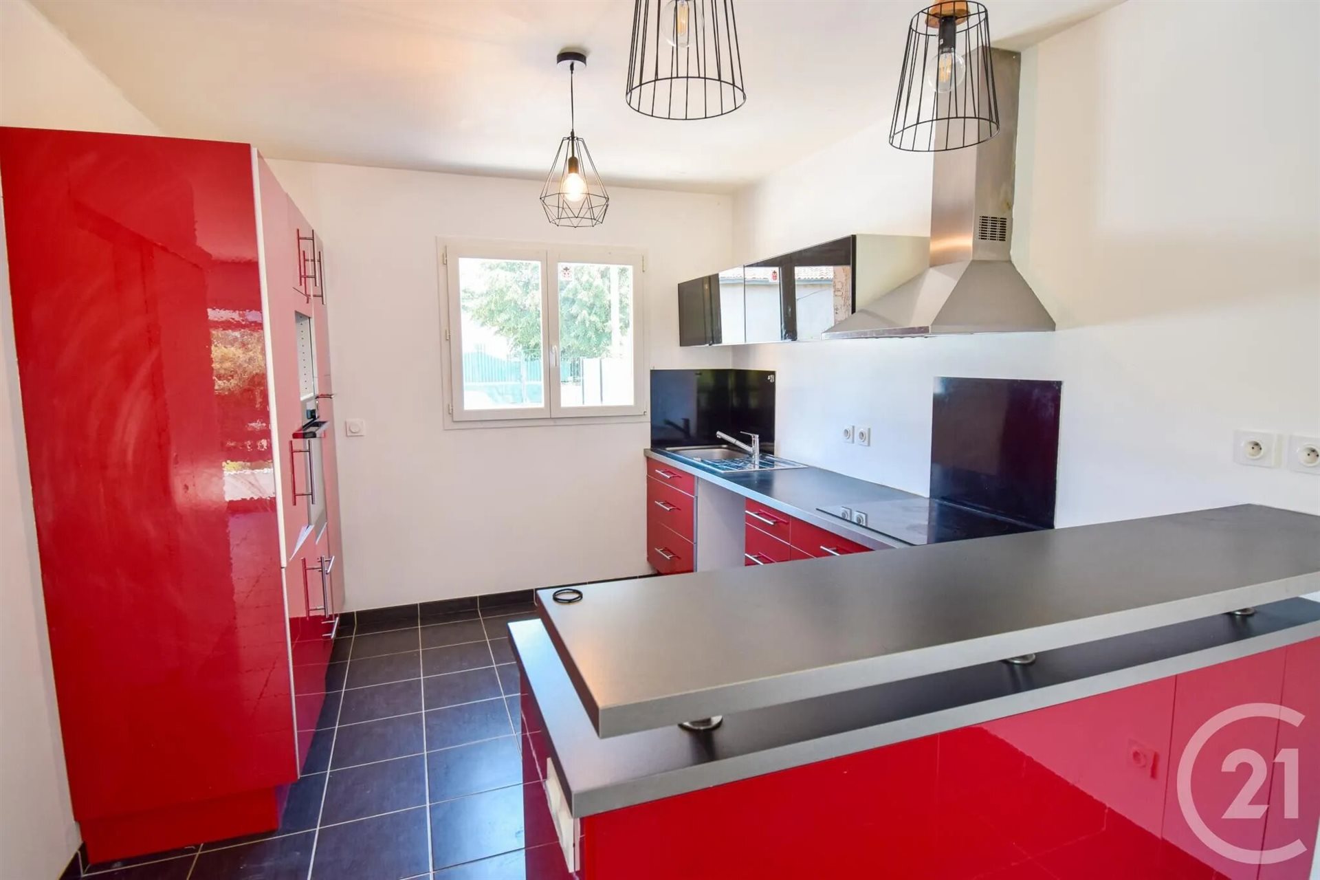 Maison à vendre, 83m², Grièges
