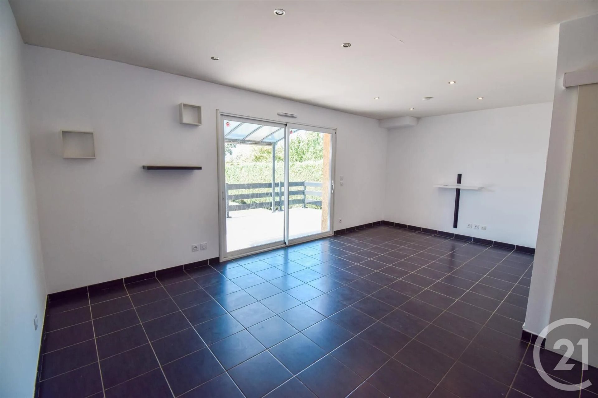 Maison à vendre, 83m², Grièges