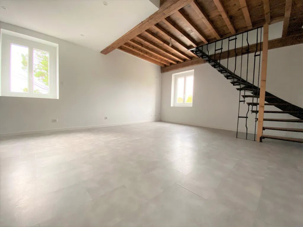Maison à louer, 84m², Chaponost