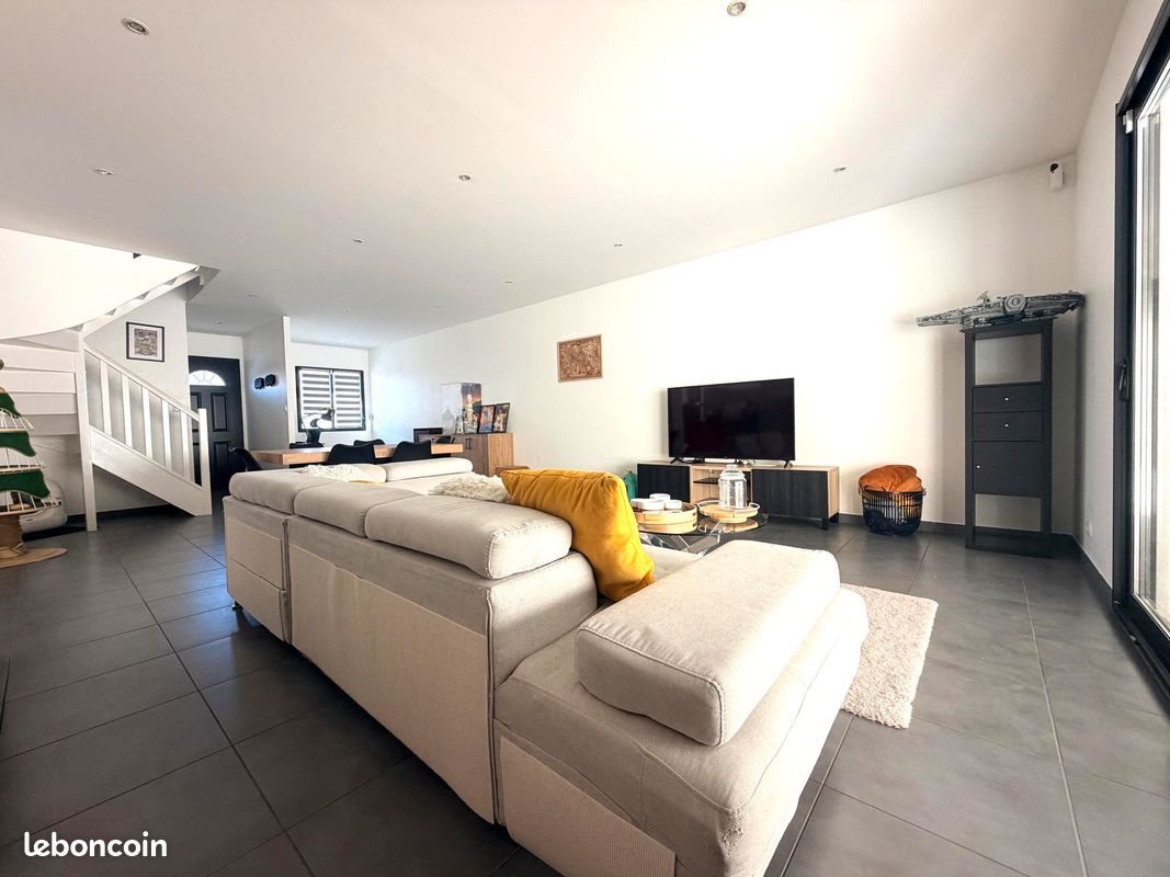 Maison à vendre, 116m², Reyrieux