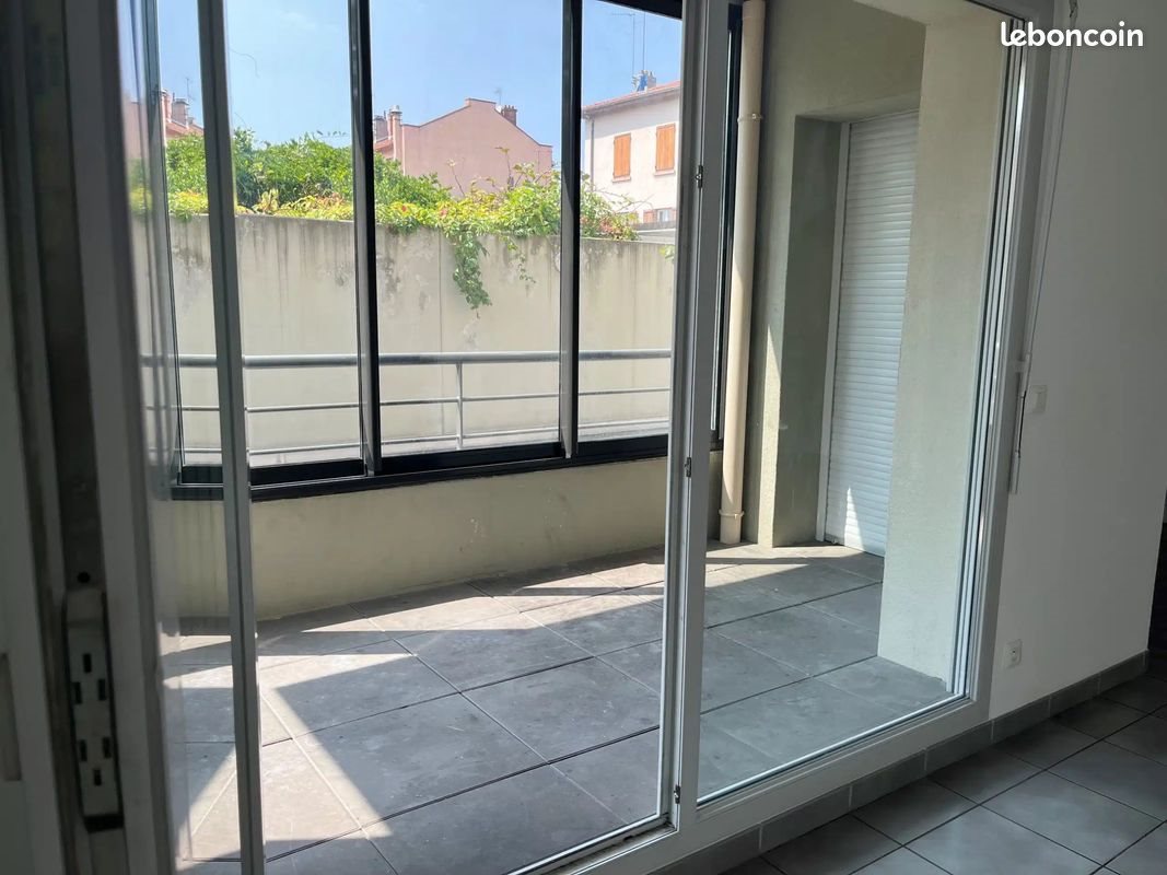 Appartement à vendre, 69m², Décines-Charpieu