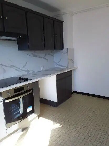 Appartement à louer, 74m², Bron