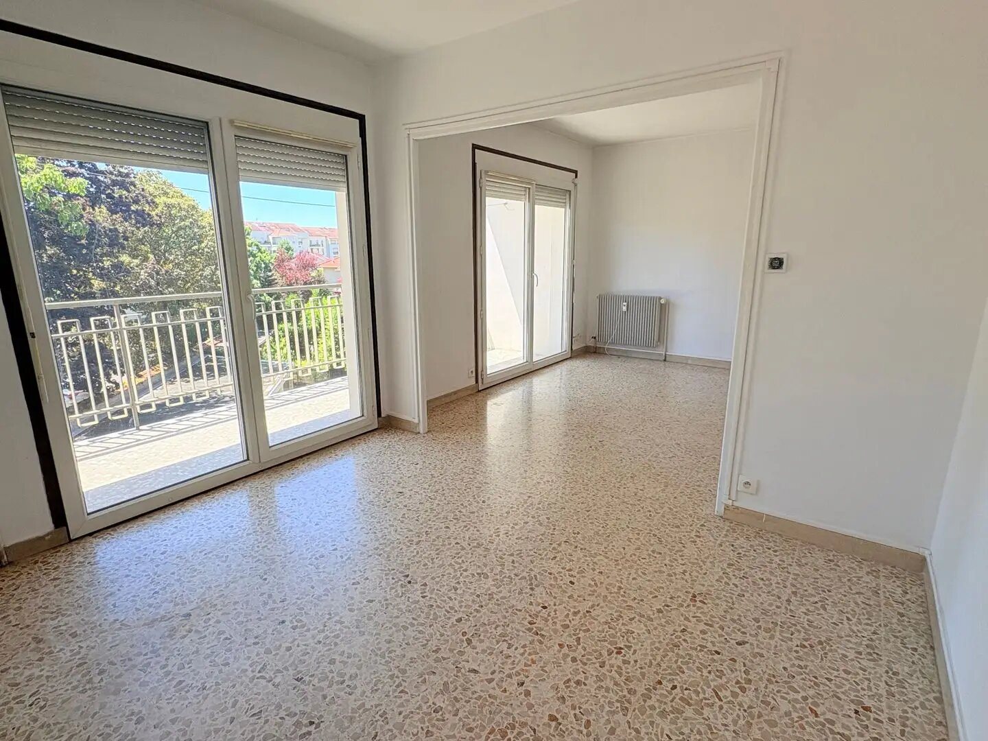 Appartement à louer, 74m², Bron