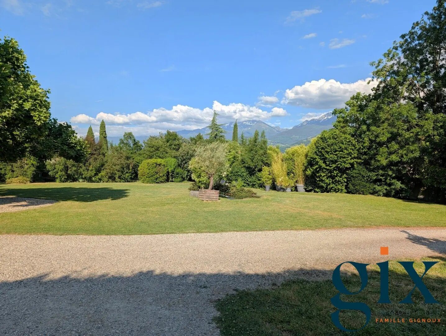 Maison à vendre, 374m², Saint-Ismier