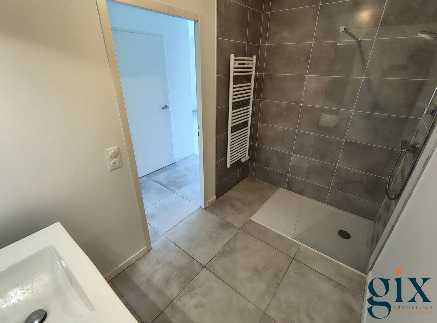 Appartement à louer, 46m², Gières