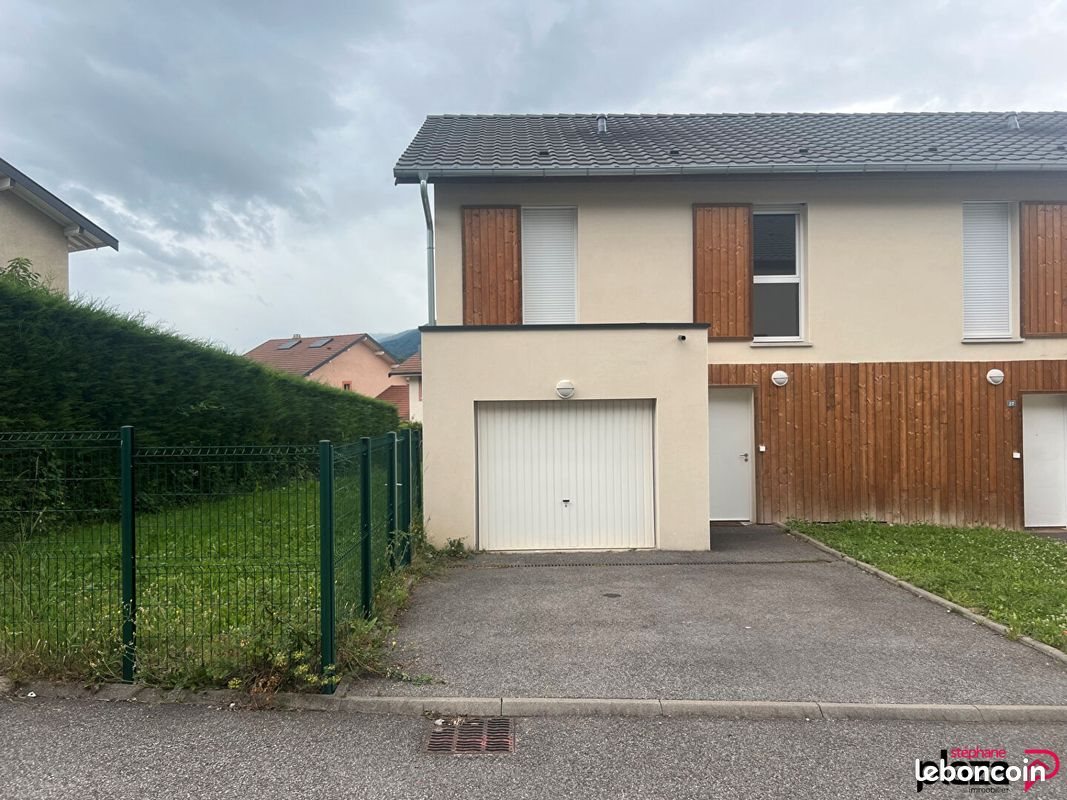 Maison à louer, 92m², Vétraz-Monthoux