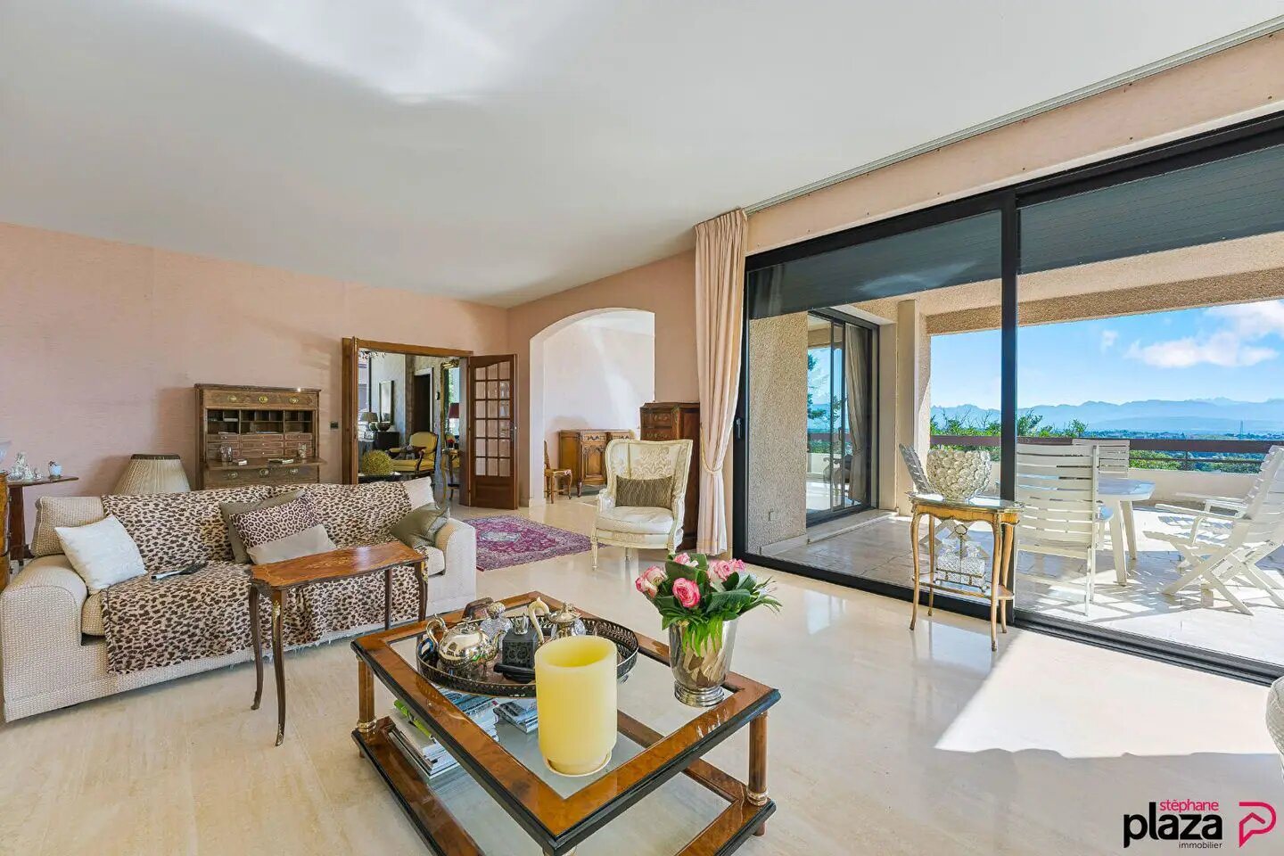 Maison à vendre, 320m², Divonne-les-Bains