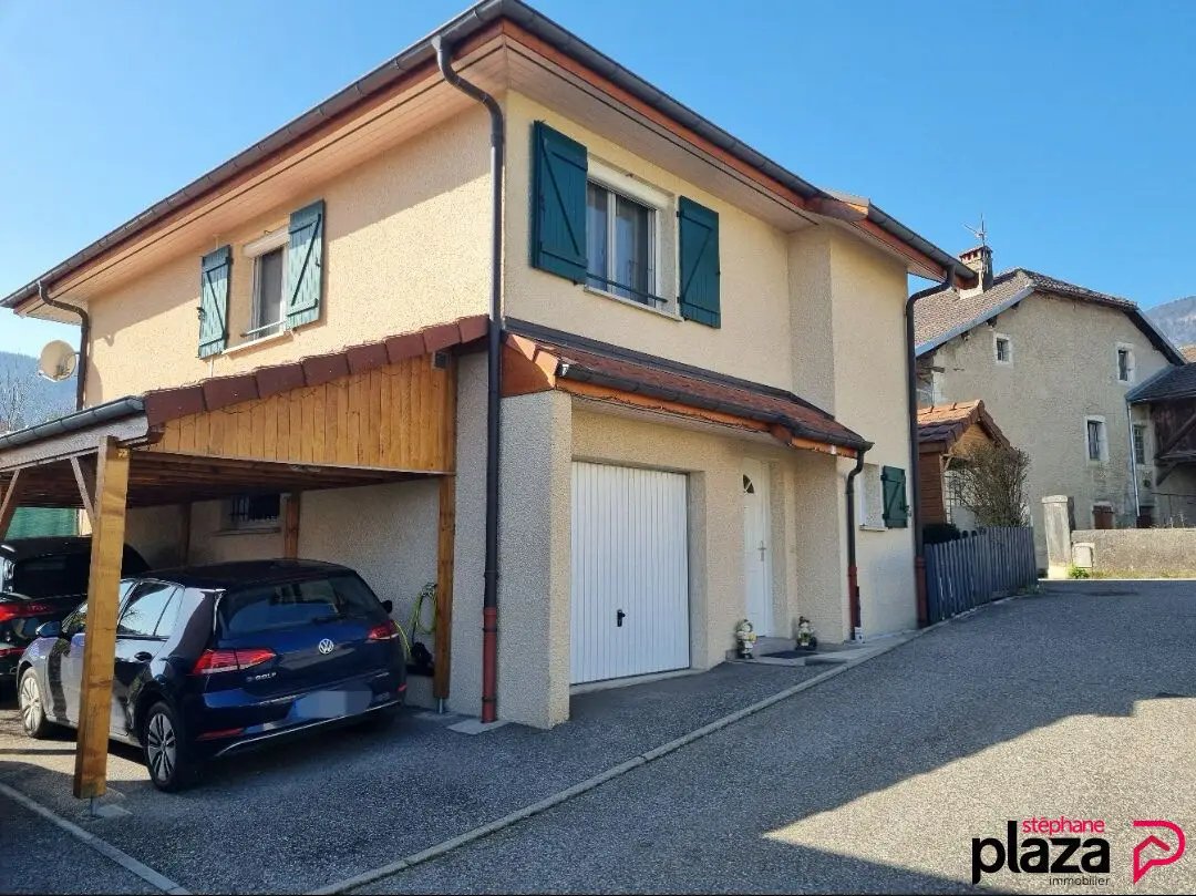 Maison à vendre, 129m², Gex