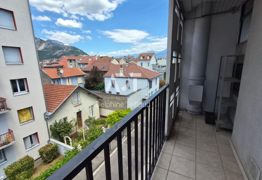 Appartement à louer, 77m², Grenoble