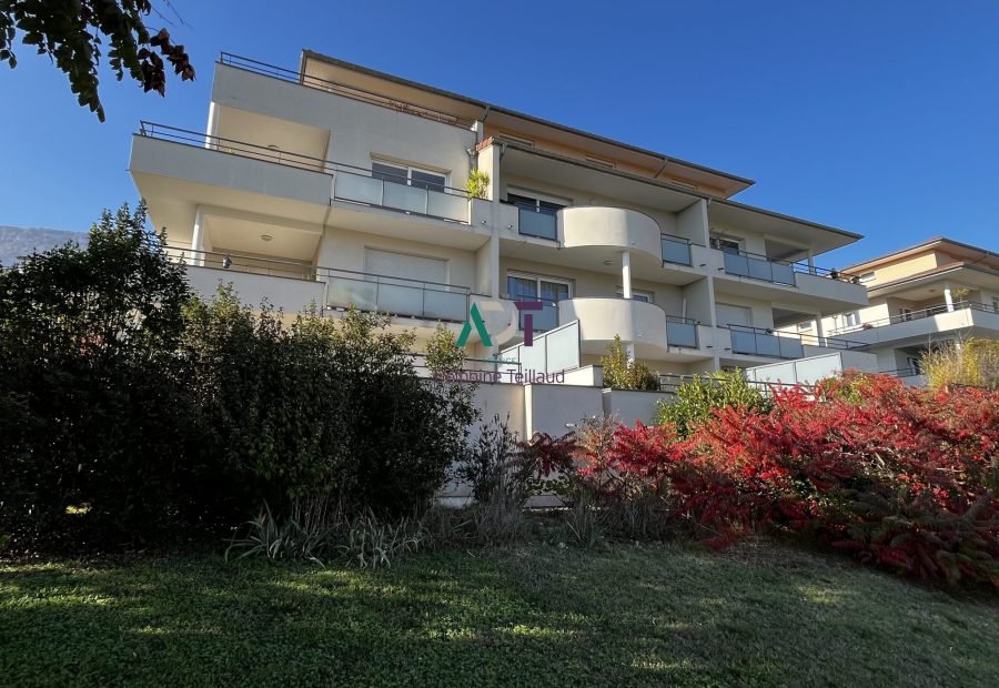 Appartement à vendre, 68m², Saint-Ismier