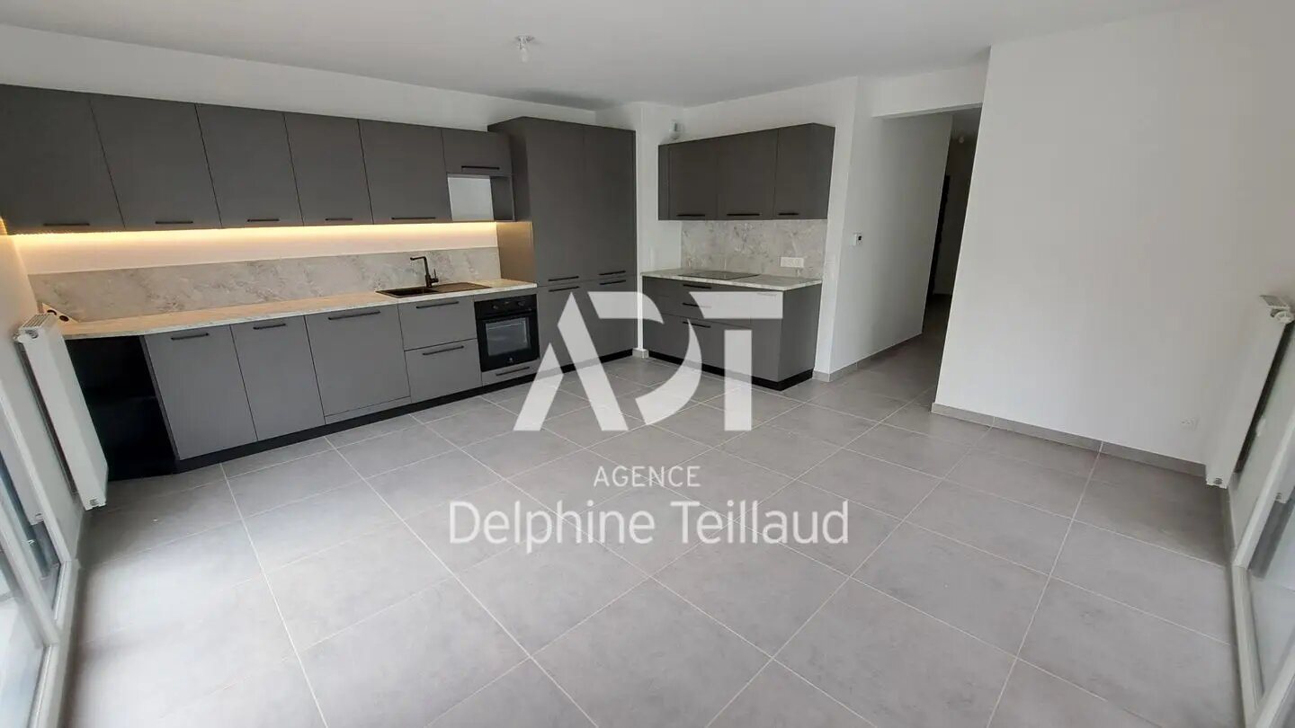 Appartement à louer, 62m², Corenc