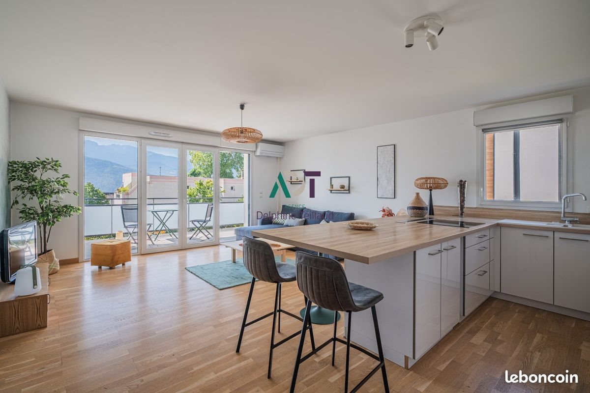 Appartement à vendre, 82m², Saint-Ismier