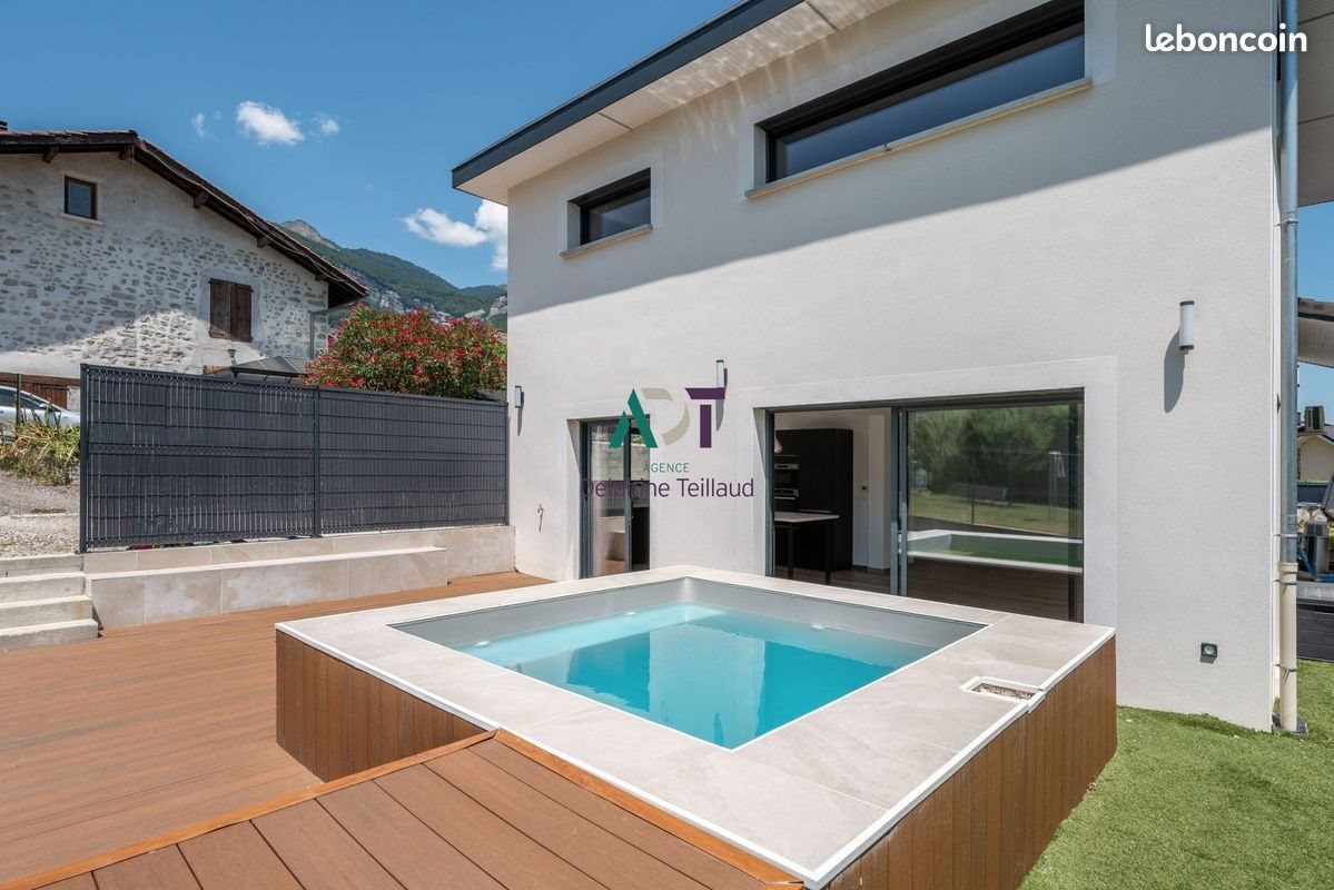 Maison à vendre, 109m², Bernin
