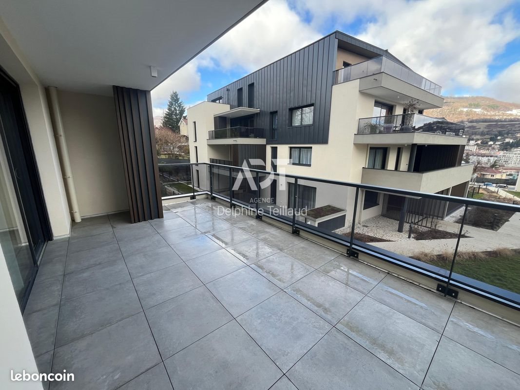 Appartement à louer, 69m², Voiron