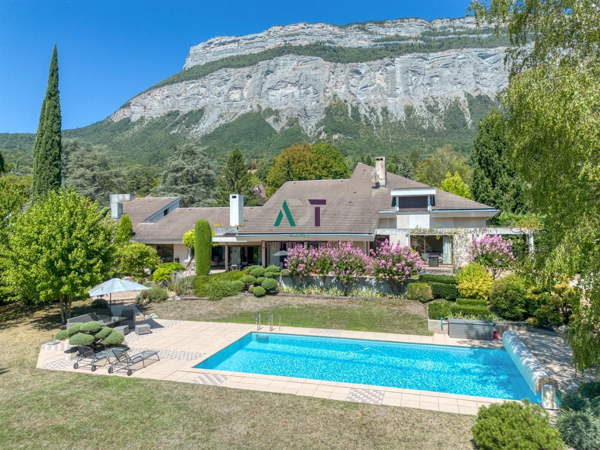 Maison à vendre, 470m², Meylan