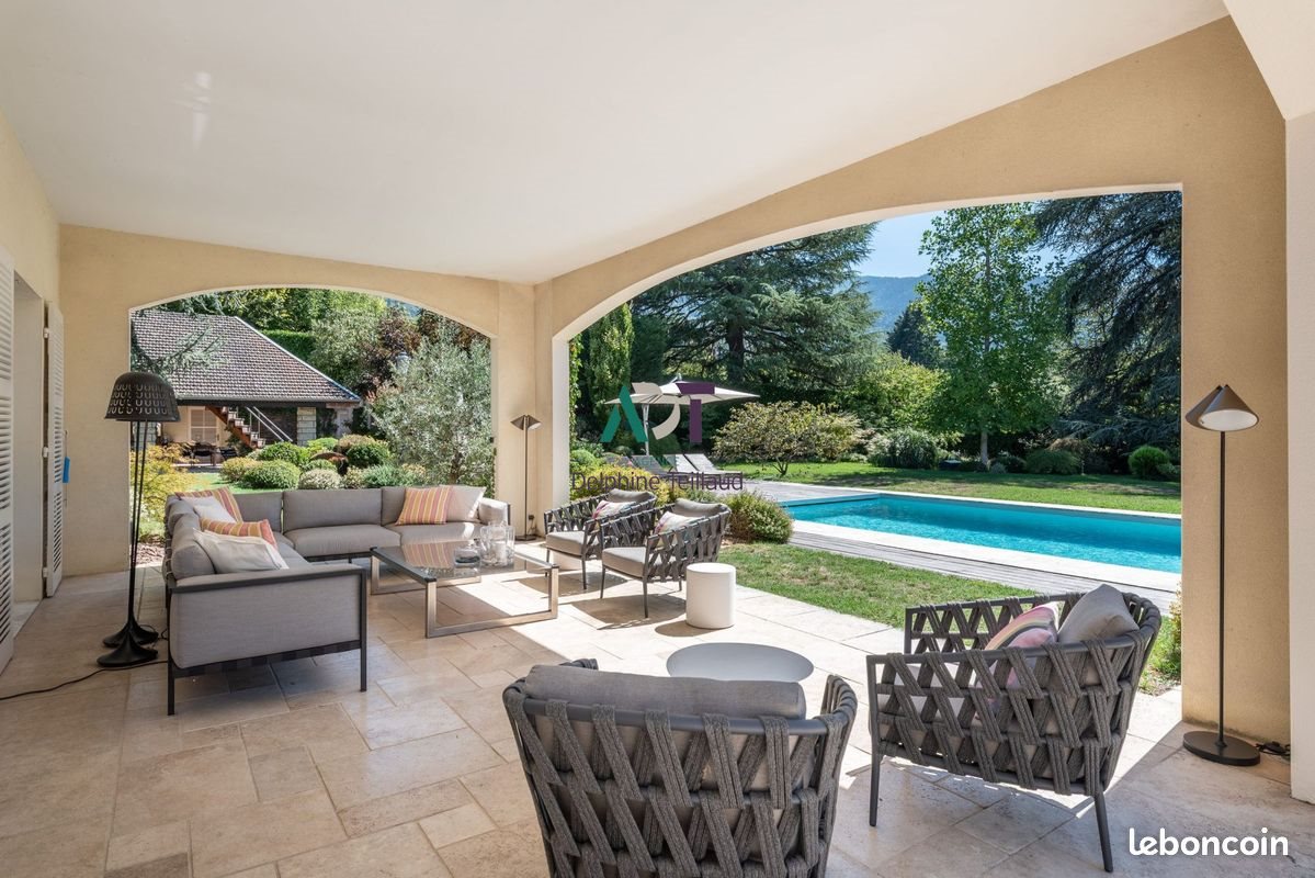 Maison à vendre, 358m², Saint-Martin-d'Uriage
