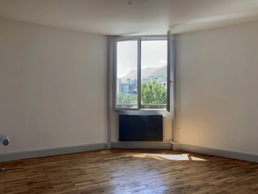Appartement à louer, 65m², Grenoble