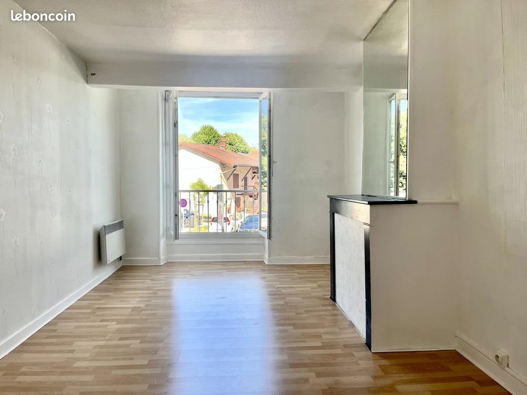 Appartement à louer, 68m², Moirans
