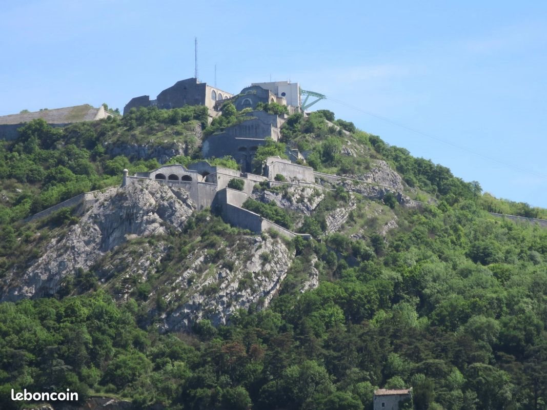 Appartement à louer, 45m², Grenoble