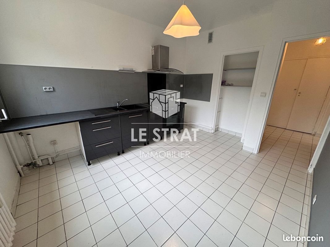 Appartement à louer, 61m², Hérouville-Saint-Clair