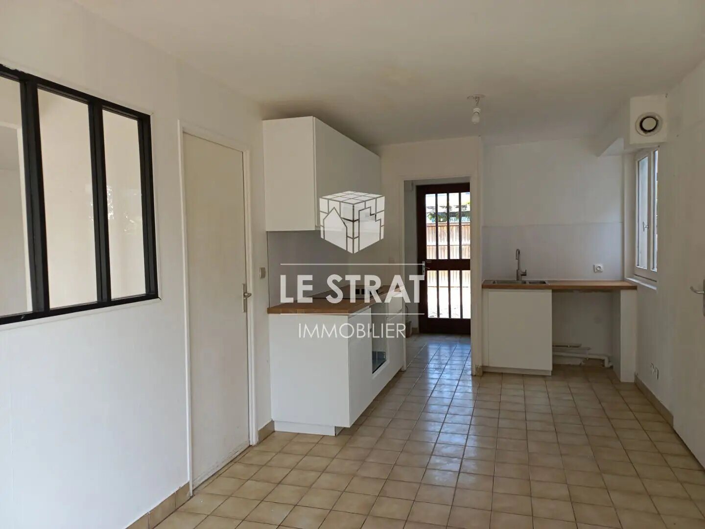 Maison à louer, 102m², Ifs