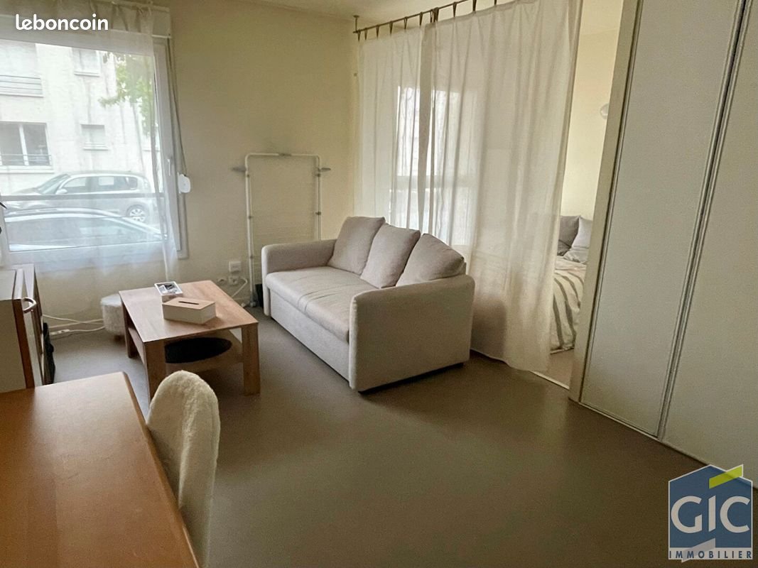 Appartement à louer, 18m², Caen